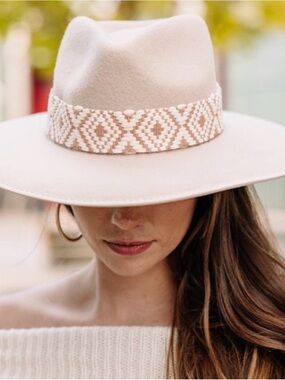 Olive & Pique Ella Wool Felt
Gambler Flat Brim Western Hat with Aztec Band